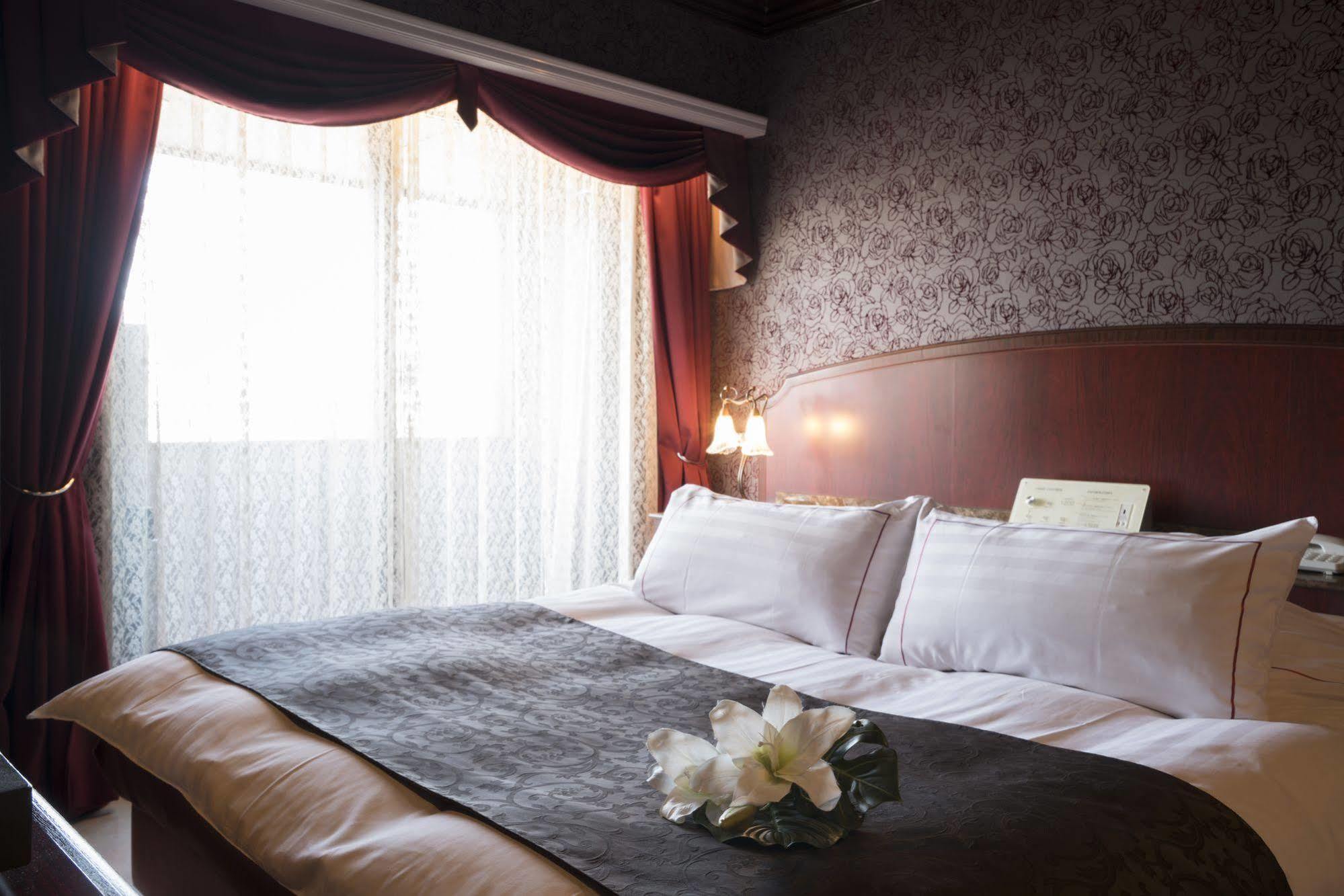 Hotel Alps (Adults Only) Osaka Eksteriør billede